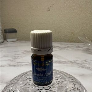 Young Living Dorado Azul Essential Oil with Blue Label